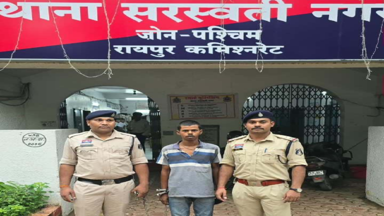 CG : गुस्से में स्कूटर फूंकी, बचाने दौड़ा दोस्त जिंदा जल गया, आरोपी गिरफ्तार…