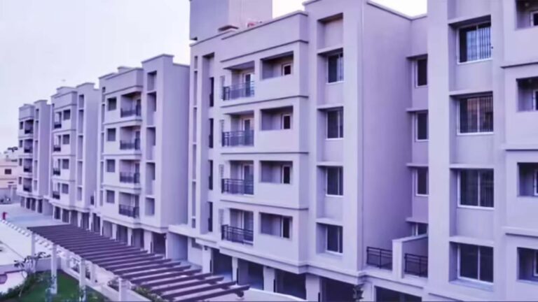 अटल नगर फ्लैटों का आवंटन पूरा, वेलनेस सिटी के किसानों को भी मिले 125 भूखंड