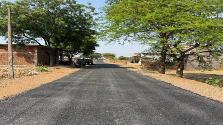 खनन प्रभावित गांवों में विकास की नई राह, DMF फंड से बनी ₹1.81 करोड़ की सड़क
