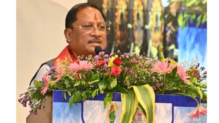 योग अपनाने की अपील: मुख्यमंत्री विष्णु देव साय ने जन-जन तक योग पहुंचाने का दिया संदेश