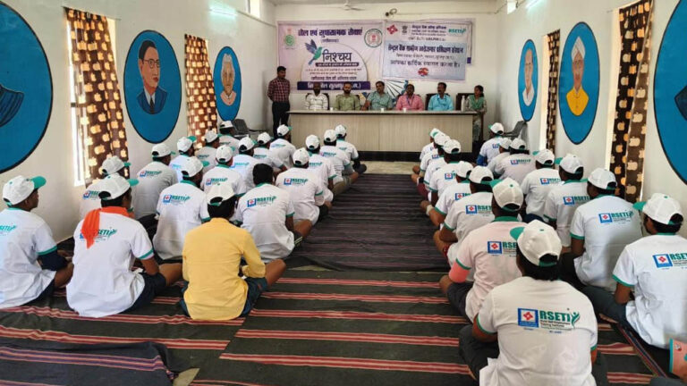 स्वरोजगार, वित्तीय साक्षरता और उद्यमिता विकास से जोड़ा जा रहा है बंदियों को