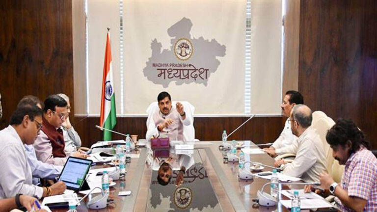 किसानों को उन्नत नस्ल की गाय उपलब्ध कराने में निजी संस्थाओं का सहयोग भी लिया जाए : मुख्यमंत्री डॉ. यादव