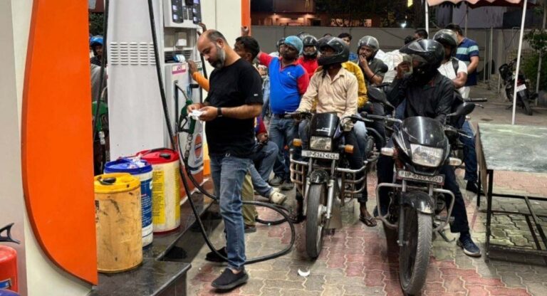 ई-20 फ्यूल से वाहन मालिक परेशान, एक्सपर्ट बोले– पुराने मॉडल गाड़ियों पर पड़ रहा असर