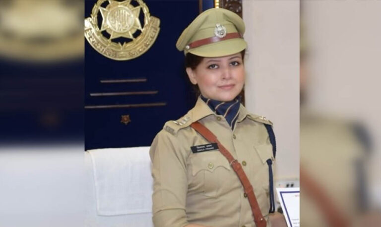 सांसद पिता, साहित्यकार मां और अब नई जिम्मेदारी… IPS सिमाला प्रसाद बनीं निमाड़ रेंज की DIG