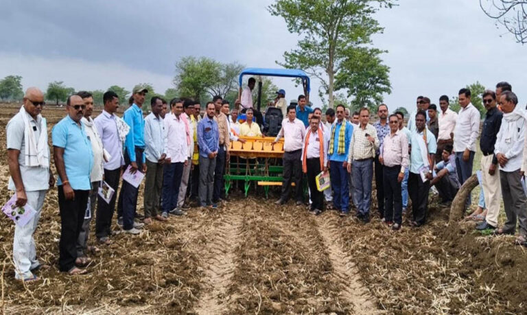 धमतरी में किसानों के लिए विशेष प्रशिक्षण, ‘सुपर अल नीनो’ के बीच कम बारिश से बचाव के बताए उपाय