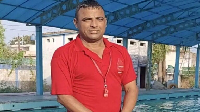 दिव्यांग तैराक रामबरन की नई उड़ान! बैतूल से इंग्लैंड तक 36 किमी तैराकी का सपना, फिर मिला बड़ा मौका