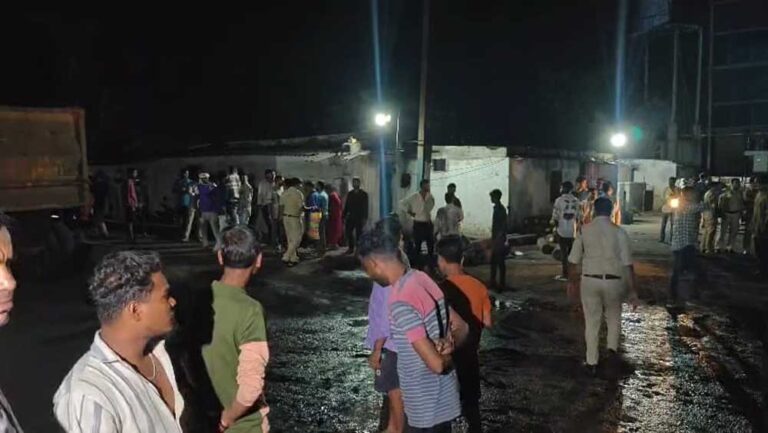 रायपुर में भीषण फैक्ट्री विस्फोट, राहत और बचाव कार्य जारी