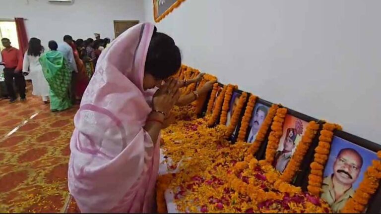 राजनांदगांव में शहादत दिवस पर भावपूर्ण श्रद्धांजलि, तत्कालीन SP विनोद कुमार चौबे समेत 29 जवानों के बलिदान को किया गया याद
