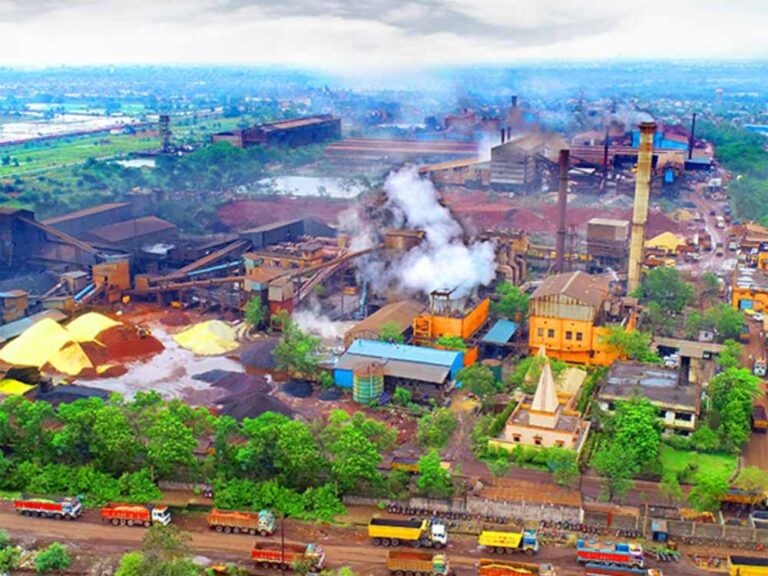 छत्तीसगढ़ में हरित पहल को बढ़ावा, उद्योगों के लिए प्रति हेक्टेयर 2,500 पौधे लगाना हुआ अनिवार्य