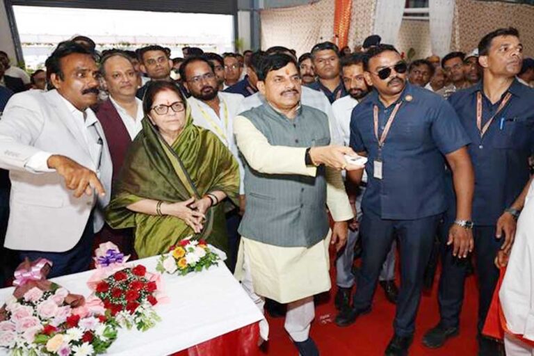 पीथमपुर को वैश्विक औद्योगिक हब के रूप में विकसित करने के लिए सरकार प्रतिबद्ध