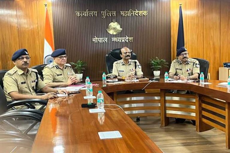प्रत्येक जिले में अंतर्विभागीय समन्वय एवं प्रभावी जनभागीदारी पर विशेष जोर