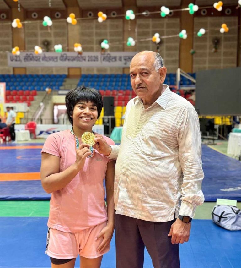 U-23 राष्ट्रीय कुश्ती चैंपियनशिप में प्रियांशी का गोल्ड, एमपी की पूर्व अकादमी खिलाड़ी बनी राष्ट्रीय चैंपियन