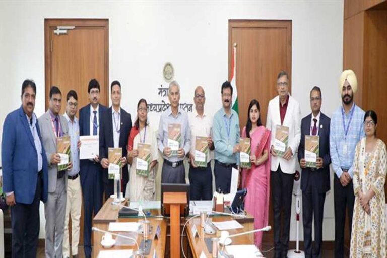 मजबूत अर्थव्यवस्था के लिए सभी विभाग प्रभावी कार्ययोजना के साथ करें काम : मुख्य सचिव