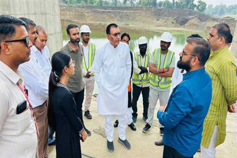 सिंचाई परियोजना की प्रगति पर मंत्री पंवार की नजर, सुठालिया परियोजना स्थल का निरीक्षण