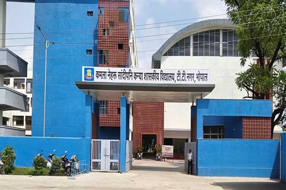 School_05-2.jpg