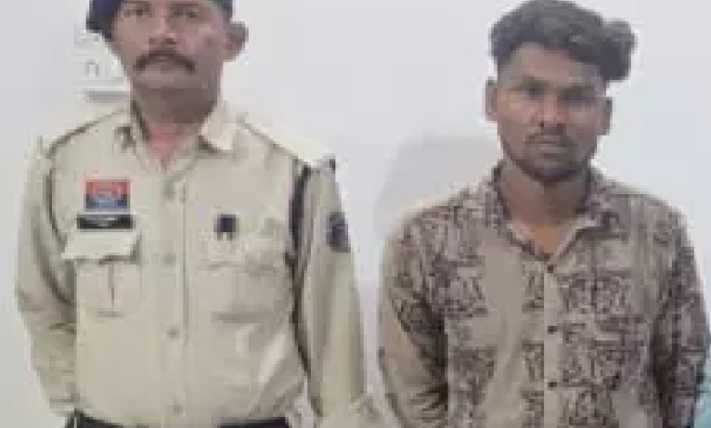 CG : महिलाओं से एक करोड़ की ठगी, दुर्ग पुलिस ने शातिरों को दबोचा …