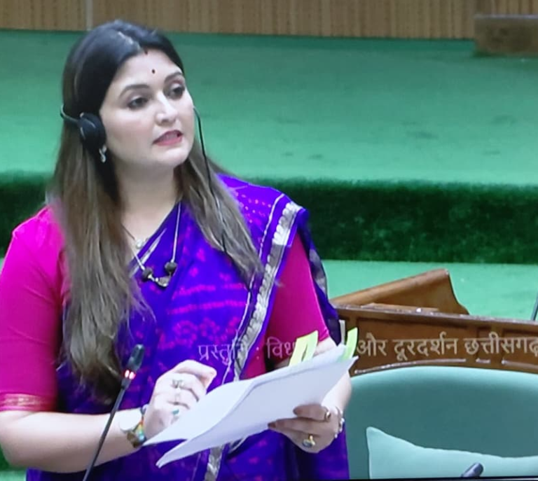 CG : विधानसभा में भावना बोहरा ने उठाए महिला सुरक्षा, पोषण और किसानों के मुद्दे …