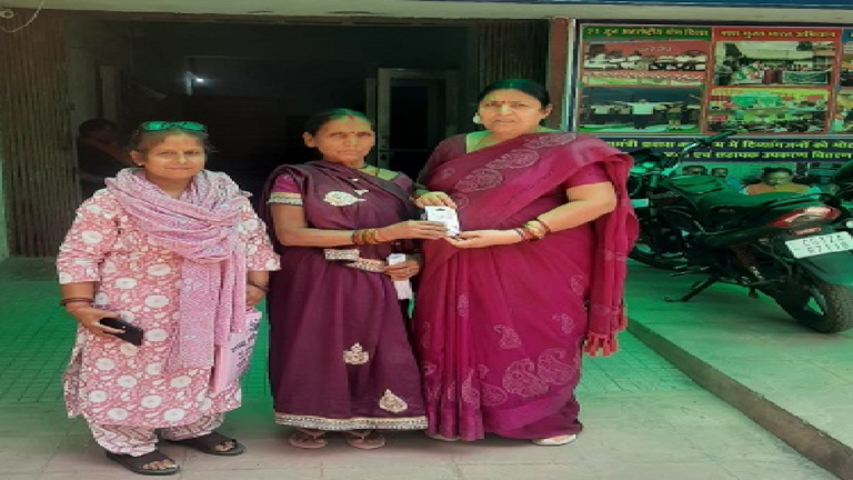 CG : श्रवण यंत्र बना नई जिंदगी की सौगात, फिर सुनाई देने लगी अपनों की आवाज …