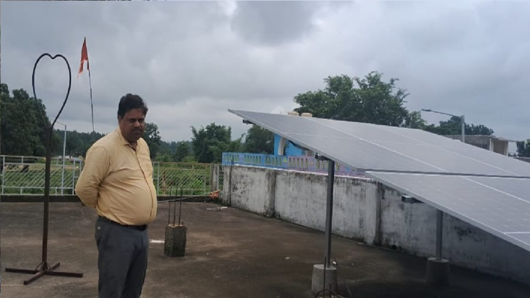 पीएम सूर्य घर मुफ्त बिजली योजना से बदली अशोक कुमार गुप्ता के घर की तस्वीर ...