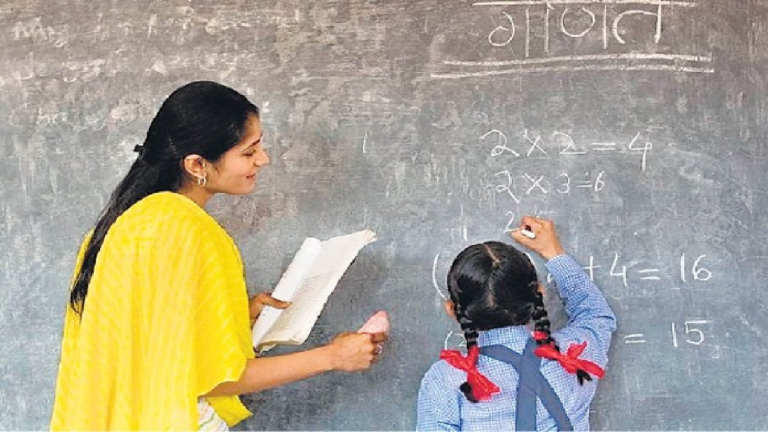 CG : सुकमा के स्कूलों में किताबों का संकट, 38 हजार से ज्यादा छात्रों की पढ़ाई प्रभावित …