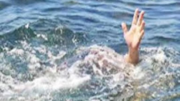 CG : तालाब में नहाने गए दो मासूमों की डूबने से मौत, गांव में पसरा मातम …