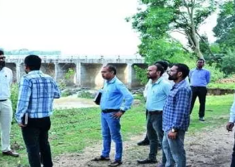 CG : कलेक्टर व्यास ने एम-कैड योजना के निर्माण कार्य का किया निरीक्षण …