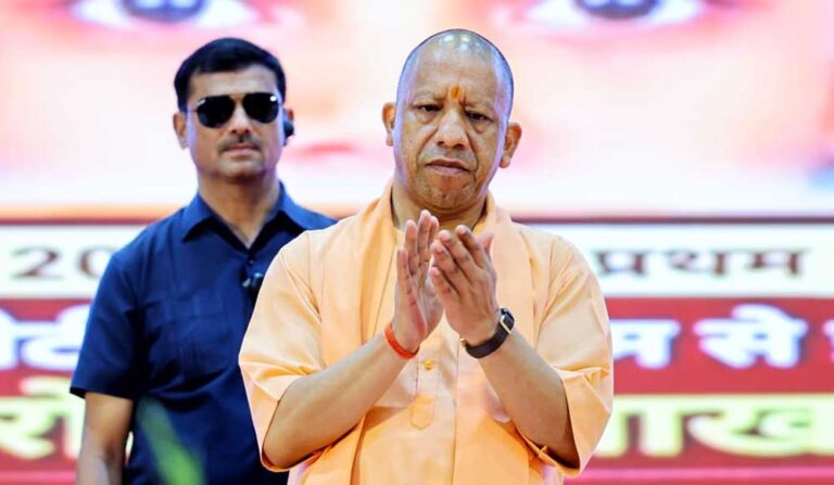 मुख्यमंत्री ने कहा – ‘जब अच्छे नेता चुने जाते हैं, तब महापुरुषों को मिलता है सम्मान’