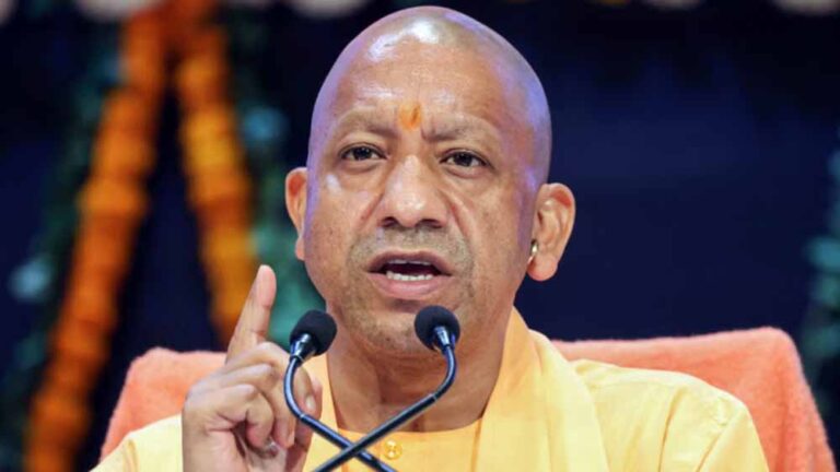योगी सरकार की शानदार उपलब्धि, प्रदेश में जीएसटी संग्रह ने भरी नई उड़ान