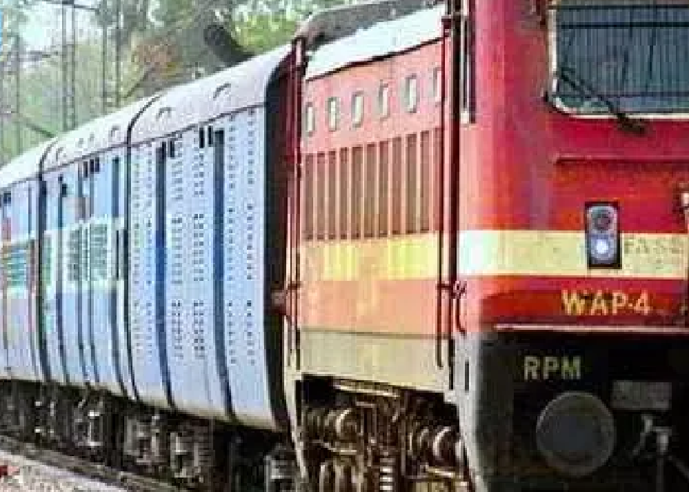 CG : 8 पैसेंजर ट्रेनें रद्द, रेल यात्रियों की बढ़ेगी परेशानी …