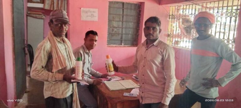 किसानों को समय पर उपलब्ध हो रही खाद, सभी समितियों में वितरण व्यवस्था सुचारू