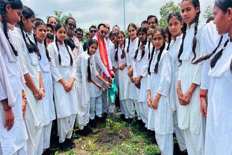 नवीन संयुक्त कार्यालय परिसर का किया अवलोकन