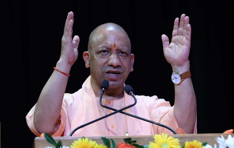 कर्ण मंदिर के सौंदर्यीकरण का भी कार्य शुरू किया जा रहा: सीएम योगी