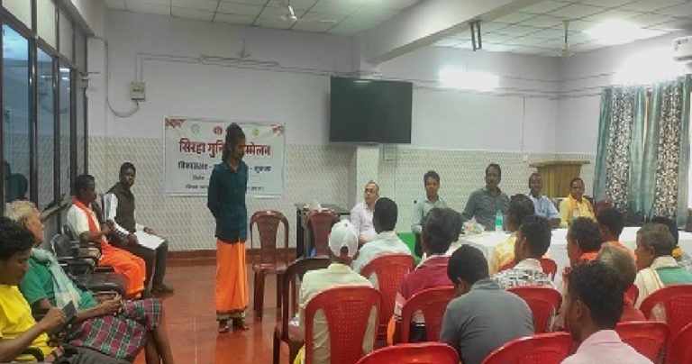 CG : सिरहा-गुनिया सम्मेलन में स्वास्थ्य सेवाओं से जुड़ाव की नई पहल…
