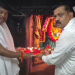 CG : तिरंगा यात्रा के दूसरे दिवस माँ दंतेश्वरी की पूजा-अर्चना कर उप मुख्यमंत्री एवं वन मंत्री ने किया यात्रा का शुभारंभ