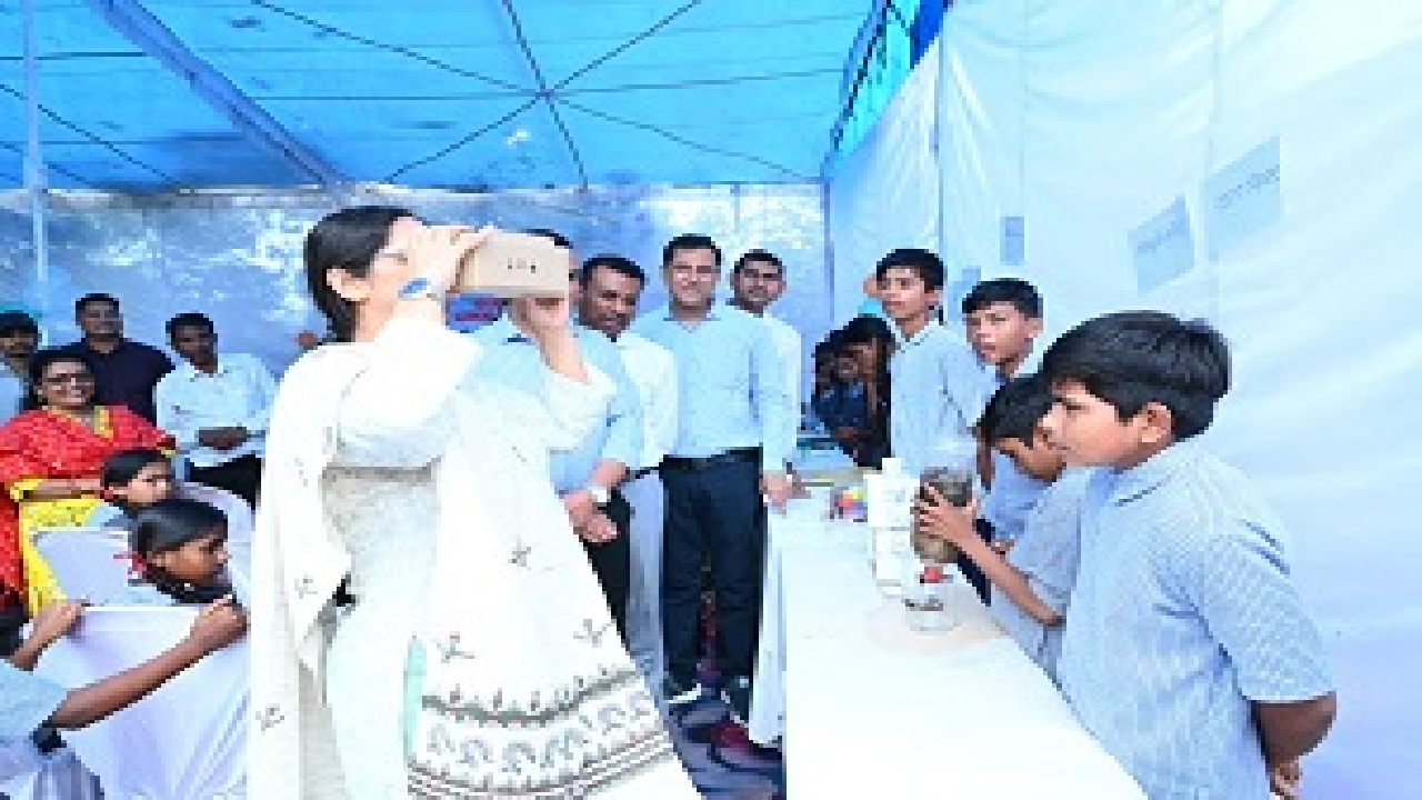 CG : किताबों से बाहर निकला विज्ञान, कुड़ेली के बच्चों ने मॉडल से समझाए वैज्ञानिक सिद्धांत…