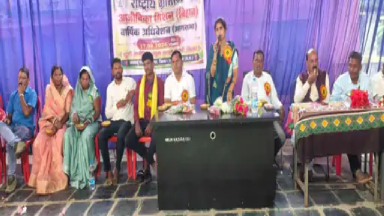 राजनांदगांव : आत्मनिर्भरता की ओर बढ़ रहीं महिलाएं : किरण…