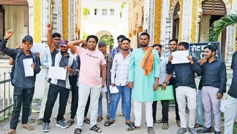 राजनांदगांव : दिग्विजय कॉलेज में पीजी प्रवेश को लेकर प्रदर्शन…
