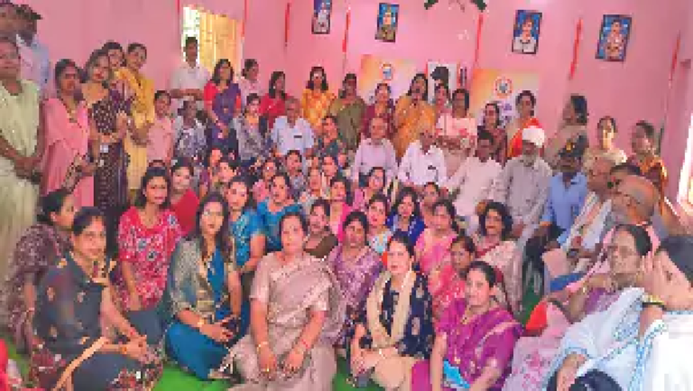 राजनांदगांव : समूह की मातृशक्ति ने पूर्व सैनिकों को बांधी राखी…