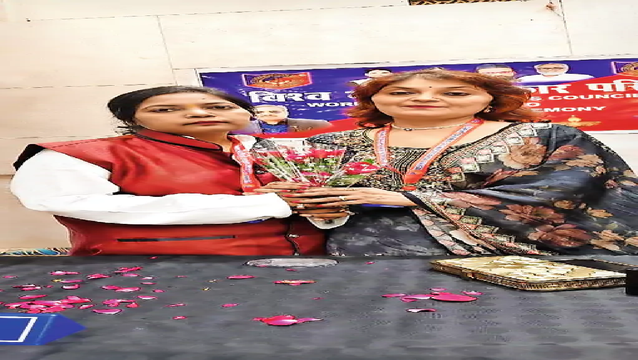 राजनांदगांव : संगठन की भावी कार्ययोजना पर चर्चा हुई, पदाधिकारियों को प्रमाण-पत्र बांटे…