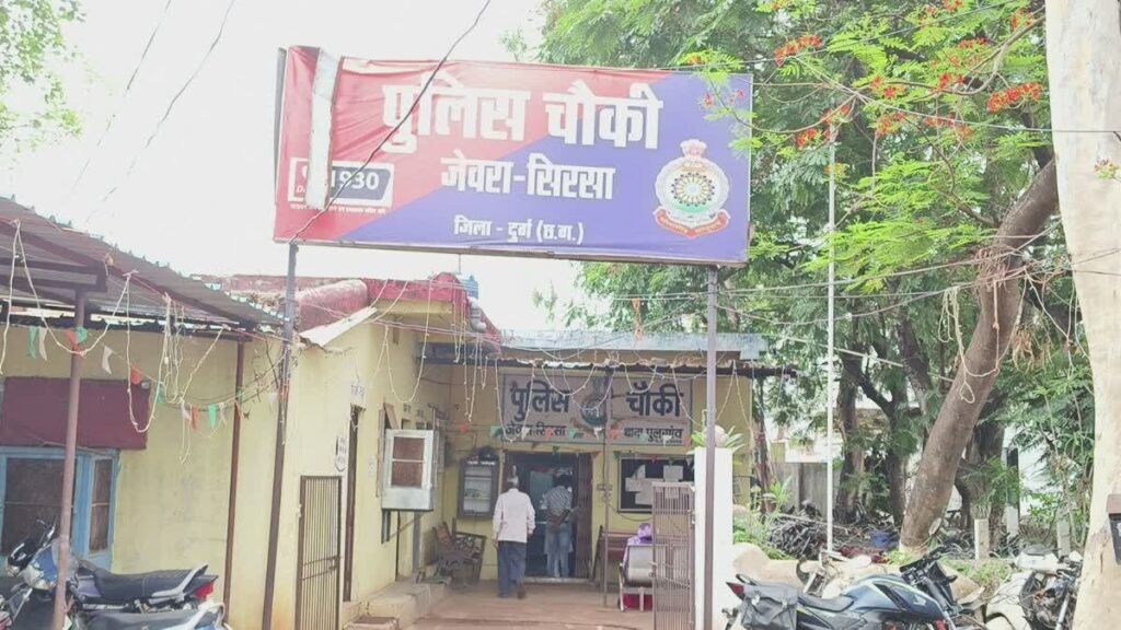 उपसरपंच की चाकू मारकर हत्या