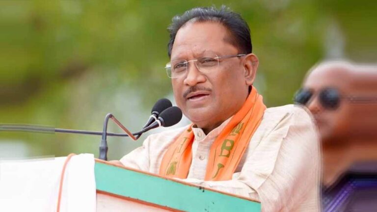 CG में आज हरेली का उत्सव और तिरंगे का जोश, CM हाउस से बस्तर तक खास आयोजन