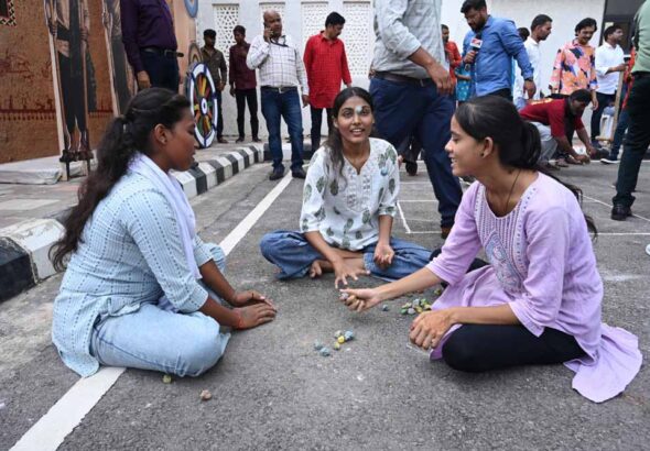 CM हाउस में दिखी गांव की झलक, हरेली पर सजे हल-नांगर और राउत नाचा पर थिरके गुरु खुशवंत साहेब