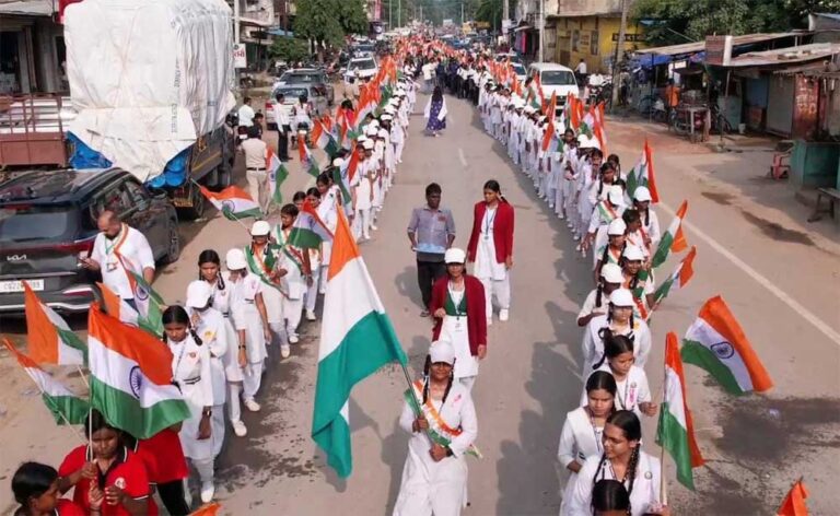 मंत्री टंक राम वर्मा की अगुवाई में निकली भव्य तिरंगा यात्रा