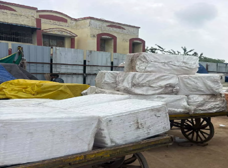 CG : रेलवे पार्सल गोदाम से 5 क्विंटल पनीर जब्त …