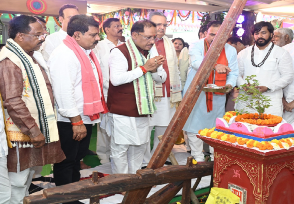 विष्णु सरकार ने बढ़ाया किसानों का मान-खेती किसानी को मिला नया संबल ...