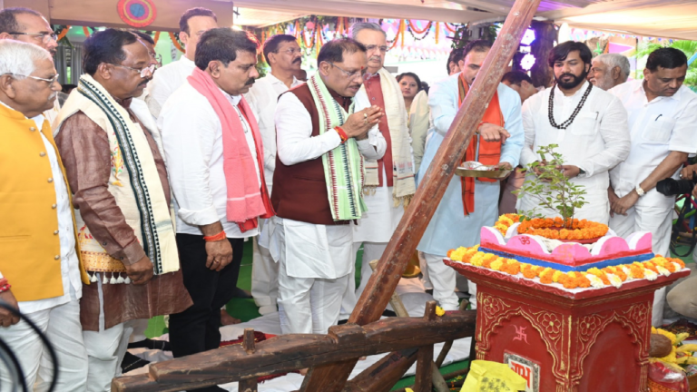 विष्णु सरकार ने बढ़ाया किसानों का मान-खेती किसानी को मिला नया संबल ...