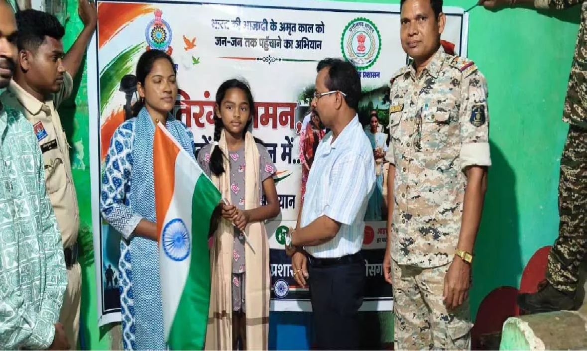 CG : शहीद के घर पहुंचा तिरंगा, SDM ने किया शहादत को नमन …