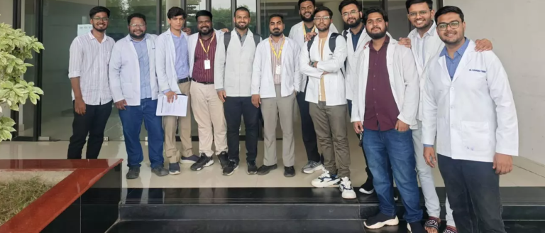 CG : इंटर्न्स की समस्याओं पर चिकित्सा शिक्षा विभाग की बैठक, स्टाइपेंड बढ़ाने की मांग पर विचार का आश्वासन …
