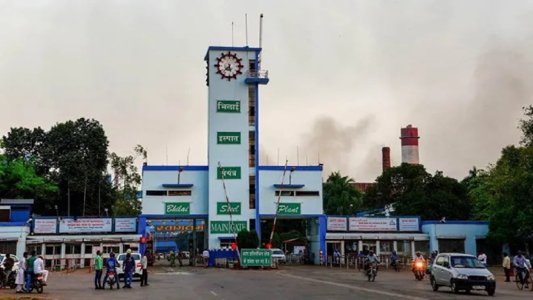 CG : BSP में अधिकारी-कर्मचारी के बीच जमकर मारपीट, इस बात पर हुआ विवाद …