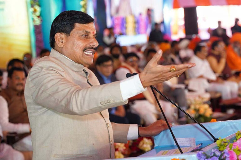 mohan_14A_8_2.jpg